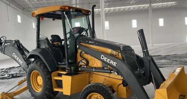 Renta de Retroexcavadora DEERE  ¡Servicio Profesional!   -    ¡Cotización inmediata sin compromiso!